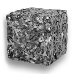 Parole in cubo 2017, scultura e opera d'arte contemporanea a tecnica mista di cm 20 x 20 x 20. L'opera si sviluppa tridimensionalmente a forma di cubo regolare, composta da un fitto e compatto intreccio materico di strisce di carta color argento con scritte e grafie manuali nere. Opera realizzata dall'artista Giovanni Fava.